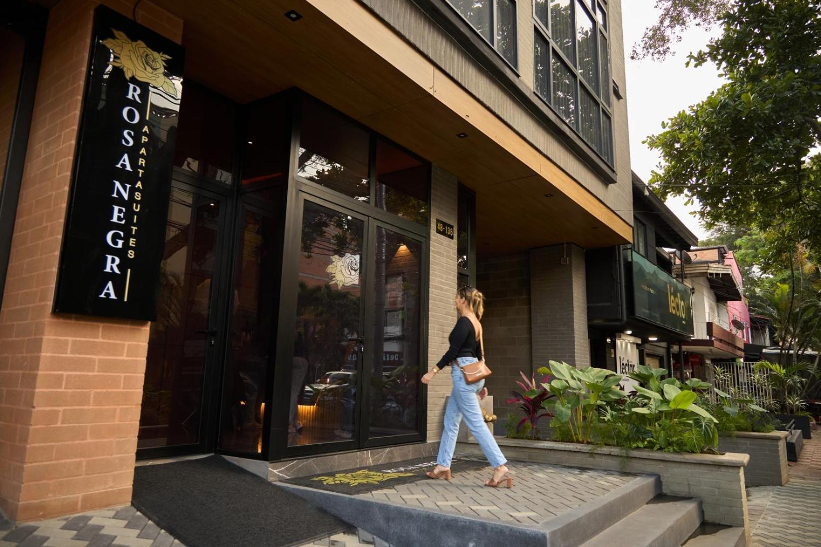 Rosa Negra Stadio Your Cozy Getaway Medellín Eksteriør billede